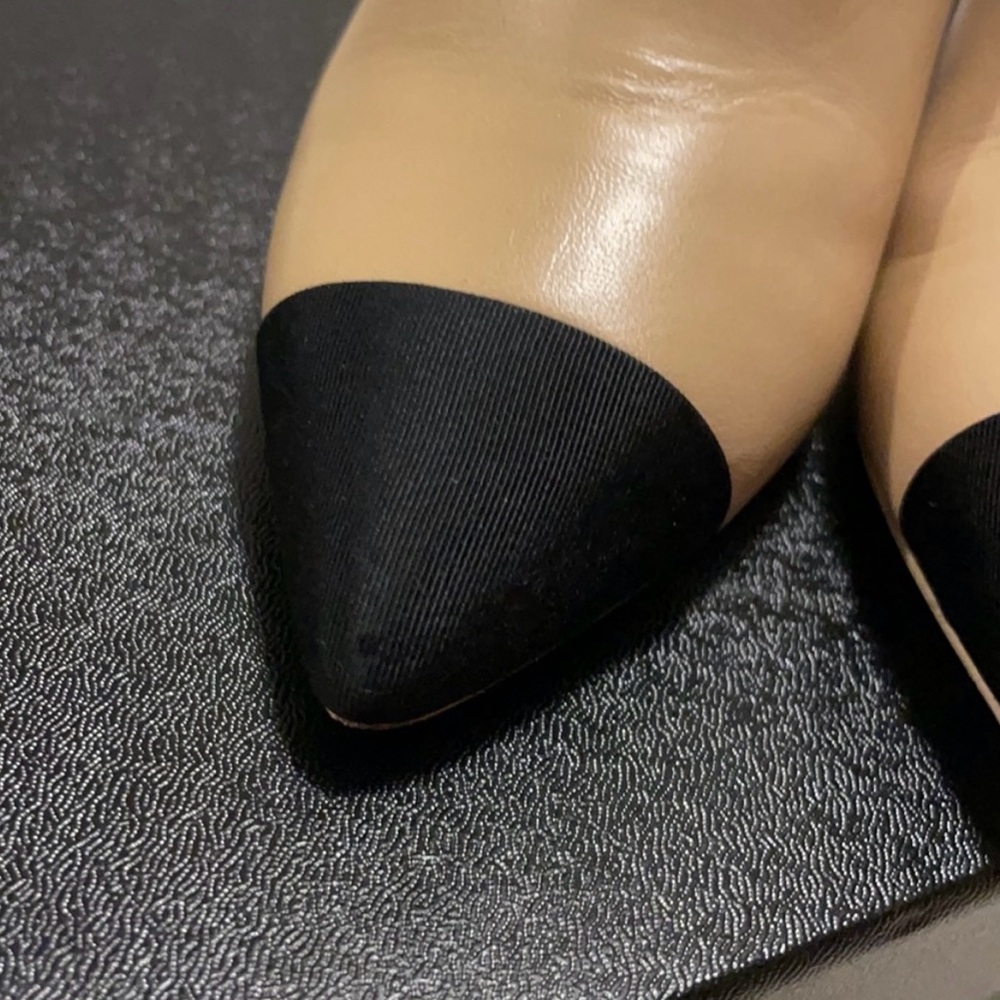 CHANEL Mules with pearl heels - Picture 6 of 9